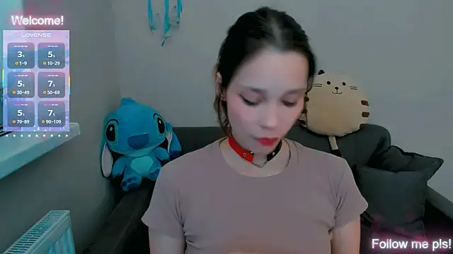 Kitten Alissa online show from May 24, 8:31 pm