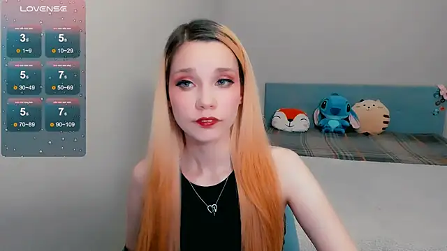 Snapshot of Kitten_Alissa chatting on October 15, 7:00 pm Kitten Alissa online show from October 15, 7:00 pm