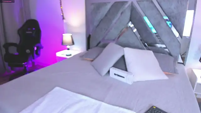 jasmincollin  online show from February 5, 3:02 am