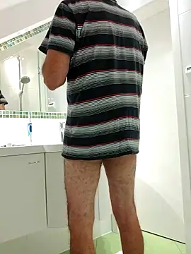 Oldmenhot66 online show from September 15, 4:46 am