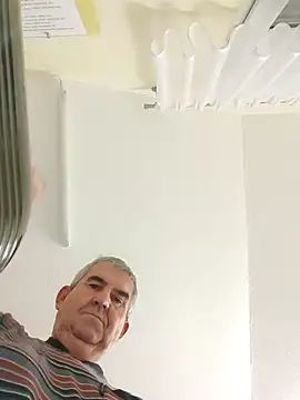 Oldmenhot66 online show from November 8, 4:49 am