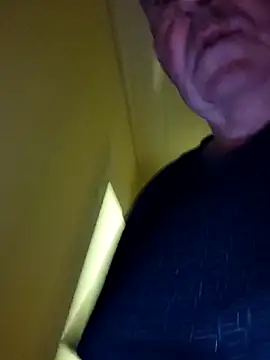 Oldmenhot66 online show from September 24, 4:41 am