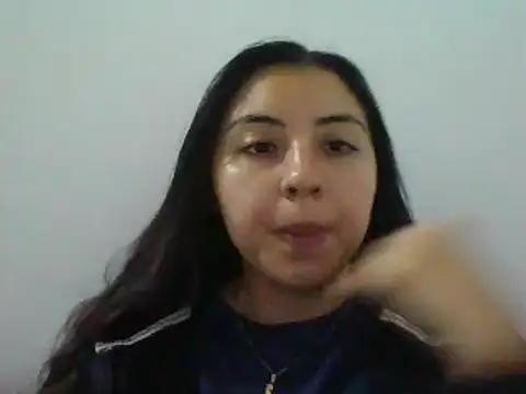 Snapshot of _Romilly_ chatting on May 24, 2:22 am Romilly online show from May 24, 2:22 am