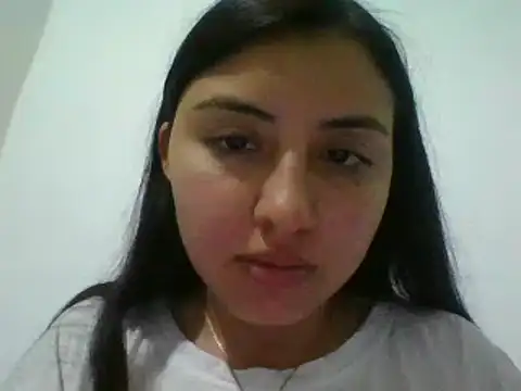 Snapshot of _Romilly_ chatting on June 12, 2:53 am Romilly online show from June 12, 2:53 am