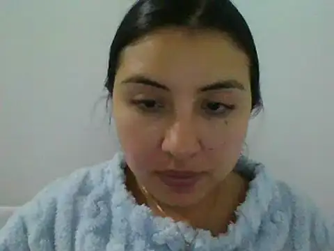 Snapshot of _Romilly_ chatting on May 16, 2:21 am Romilly online show from May 16, 2:21 am
