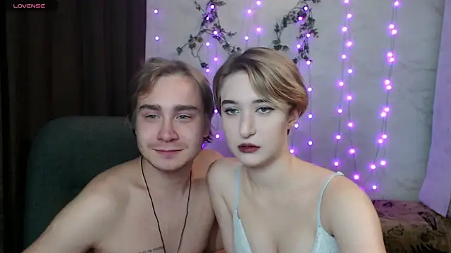 Snapshot of Lust4Money chatting on October 24, 9:25 pm Lust4Money online show from October 24, 9:25 pm