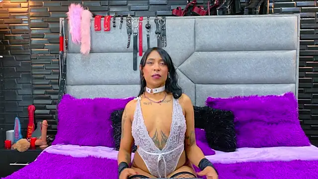 Snapshot of DaiaRousi chatting on November 6, 2:59 am DaiaRousi online show from November 6, 2:59 am