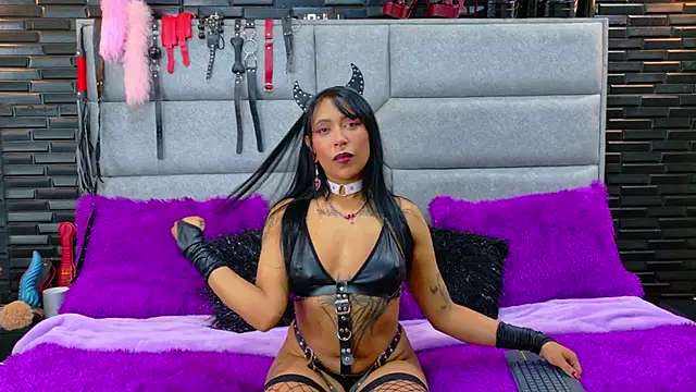 Snapshot of DaiaRousi chatting on November 1, 3:02 am DaiaRousi online show from November 1, 3:02 am