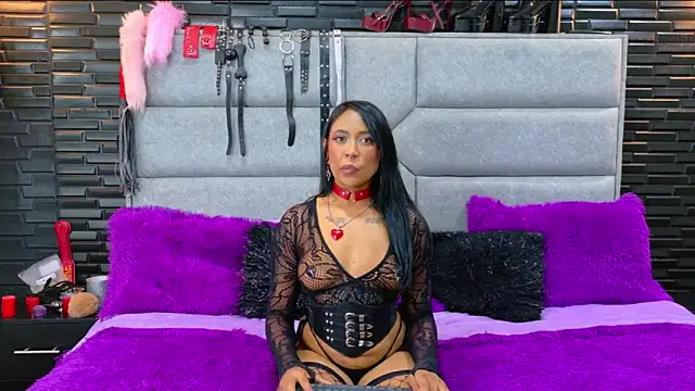 Snapshot of DaiaRousi chatting on November 14, 3:10 am DaiaRousi online show from November 14, 3:10 am