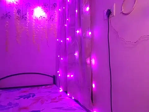 Snapshot of Tiedtogether69 chatting on November 1, 2:11 pm Tiedtogether69 online show from November 1, 2:11 pm