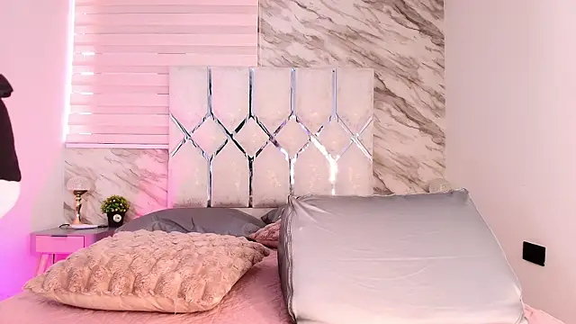 collet 1 online show from April 23, 11:49 am