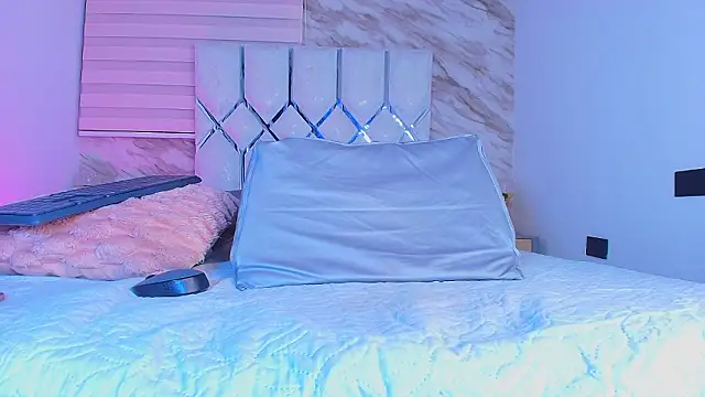 collet 1 online show from March 8, 12:08 pm