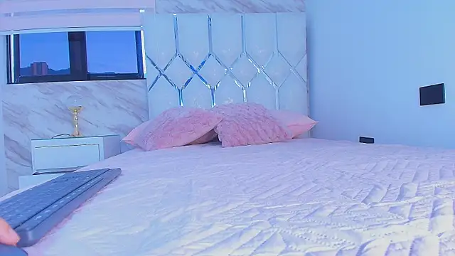 collet 1 online show from October 31, 12:02 pm