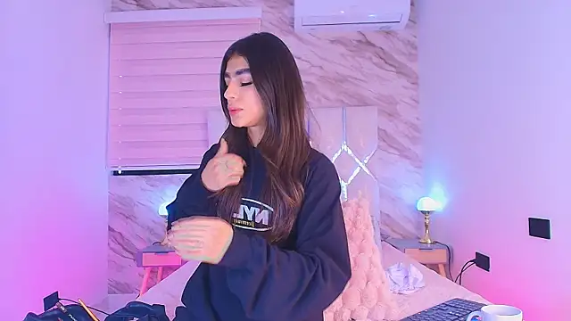 collet 1 online show from November 13, 11:58 am