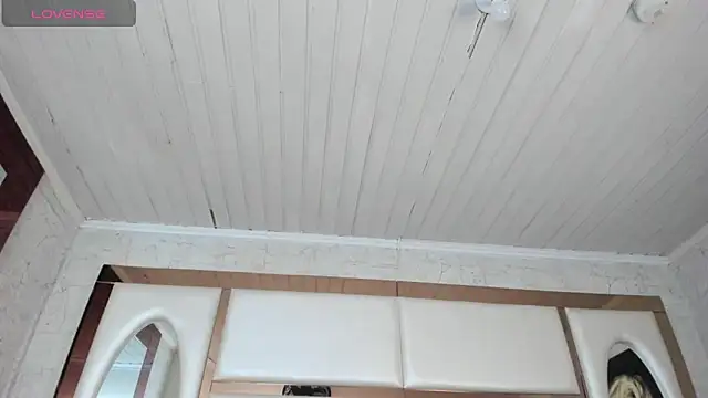 Ely09  online show from February 18, 2:02 pm