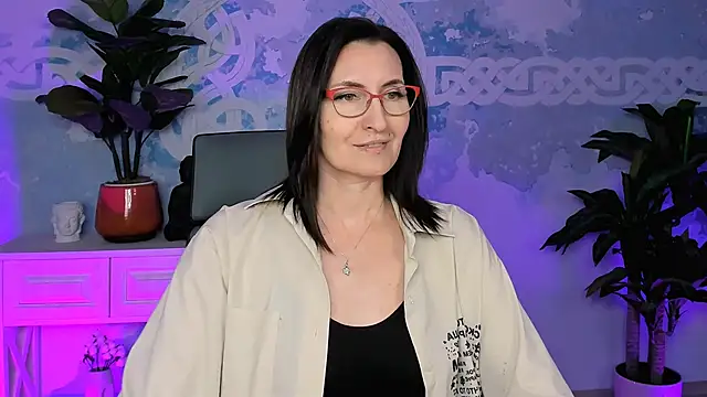 UnaTerra online show from November 14, 9:13 am