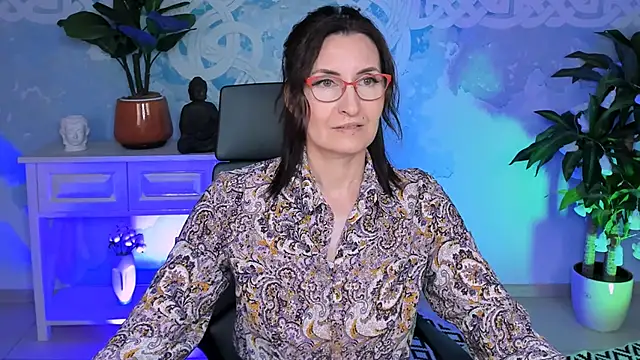 UnaTerra online show from October 31, 9:17 am