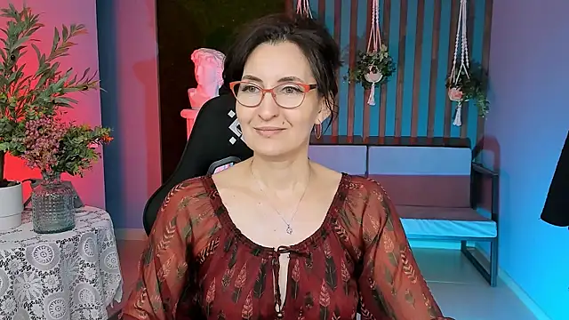 UnaTerra online show from November 18, 9:12 am