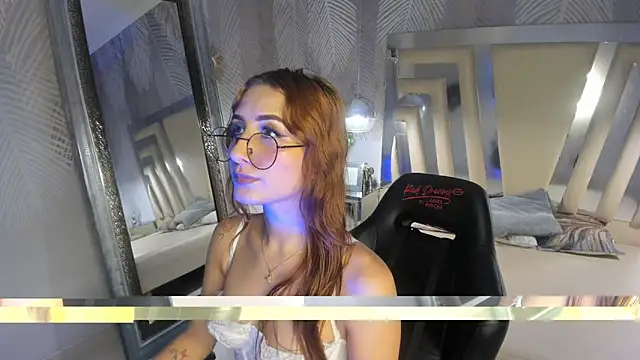 ValerySkinnyy online show from June 2, 3:50 am
