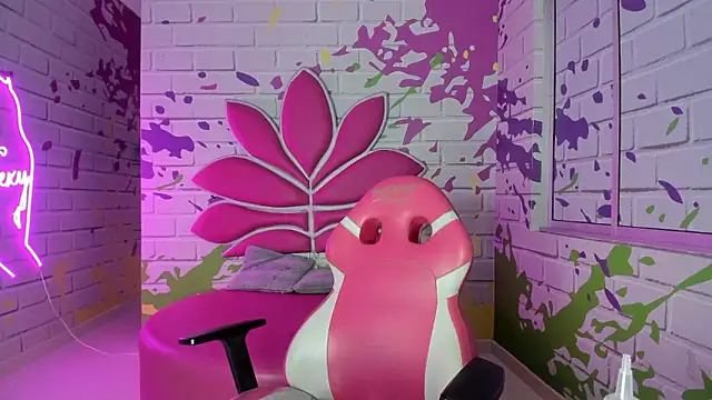 ValerySkinnyy online show from October 31, 11:44 pm