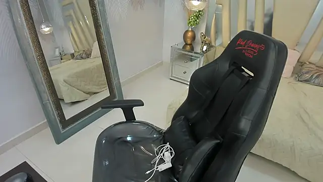 ValerySkinnyy online show from March 19, 3:50 am