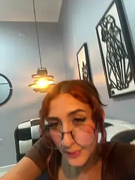 ValerySkinnyy online show from April 9, 12:12 am