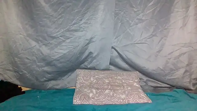 Snapshot of BaddieBootie chatting on February 6, 5:31 pm BaddieBootie online show from February 6, 5:31 pm