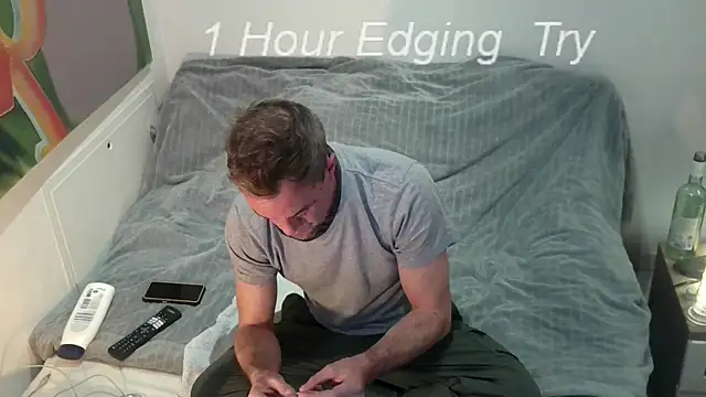 Snapshot of EdelHolz91 chatting on November 16, 7:07 pm EdelHolz91 online show from November 16, 7:07 pm