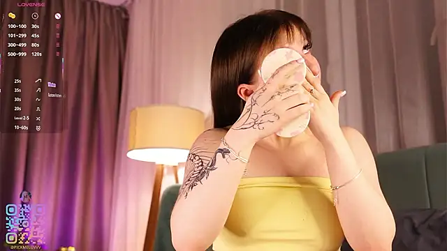 Snapshot of AudieKaemmerer chatting on February 26, 4:40 pm AudieKaemmerer online show from February 26, 4:40 pm