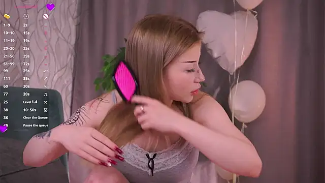 Snapshot of AudieKaemmerer chatting on November 26, 5:02 pm AudieKaemmerer online show from November 26, 5:02 pm