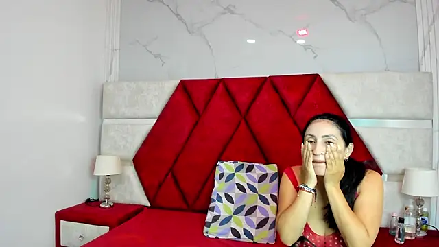 Snapshot of Kity_spiderr chatting on June 25, 12:21 pm Kity spiderr online show from June 25, 12:21 pm