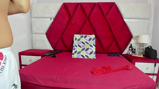 Kity spiderr online show from March 11, 12:32 pm