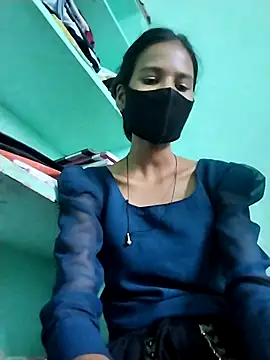 Snapshot of Pooja_cute chatting on September 22, 5:02 am Pooja cute online show from September 22, 5:02 am