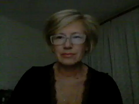 Snapshot of LucyLewisX chatting on September 27, 8:04 pm LucyLewisX online show from September 27, 8:04 pm