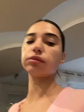 ItalianGirl online show from October 25, 2:39 pm