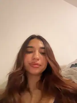 ItalianGirl online show from November 21, 5:34 pm