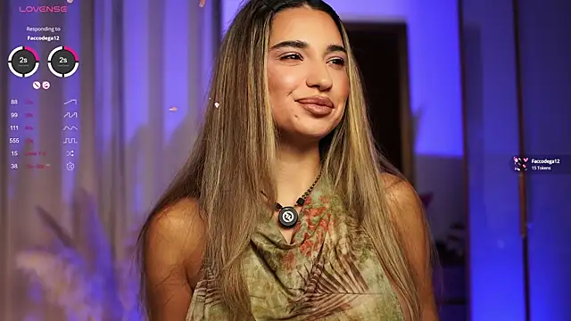 ItalianGirl online show from October 8, 7:14 pm