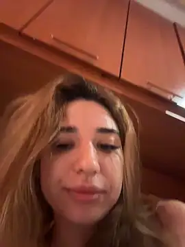 ItalianGirl online show from March 28, 7:26 pm