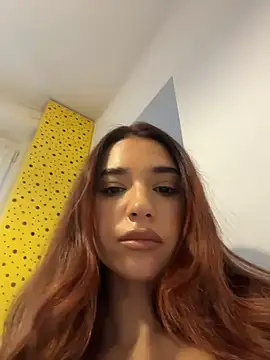 ItalianGirl online show from November 22, 2:27 pm