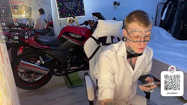 c10h15on1 online show from February 26, 2:33 am