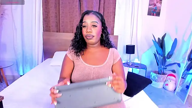 ViolettGomez 93 online show from April 18, 5:10 am