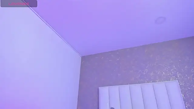 KaylieBrooks online show from December 20, 3:59 pm