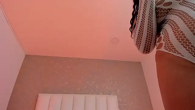 KaylieBrooks online show from December 16, 6:34 pm