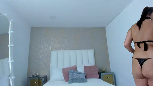 Snapshot of KaylieBrooks chatting on November 25, 7:25 pm KaylieBrooks online show from November 25, 7:25 pm