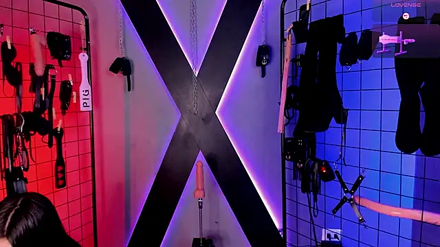 Snapshot of MissAlix_Mia_bdsm chatting on September 18, 6:44 pm MissAlix Mia bdsm online show from September 18, 6:44 pm