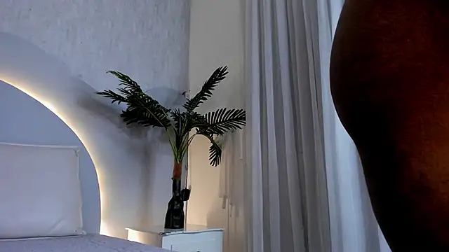 CannelaSmith online show from March 27, 6:53 pm