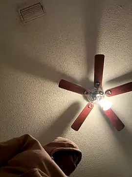 luvluvbubblesxo online show from December 14, 12:06 am