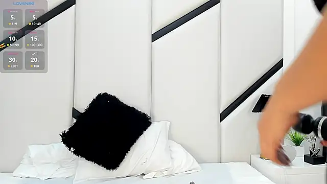 XimenaCosta online show from March 29, 12:29 pm