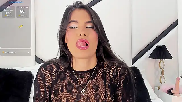 XimenaCosta online show from May 25, 12:04 pm