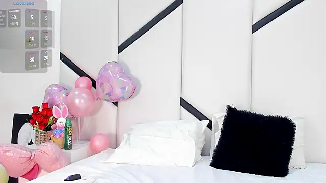 XimenaCosta online show from April 9, 12:11 pm